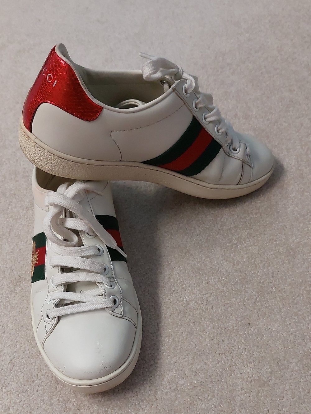 Gucci White Leather Sneakers with Red & Green Webbing and Red Heel